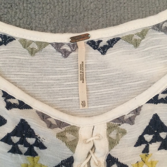 Free people Embroidered Short Sleeve Tunic Boho Sm - Picture 2 of 5